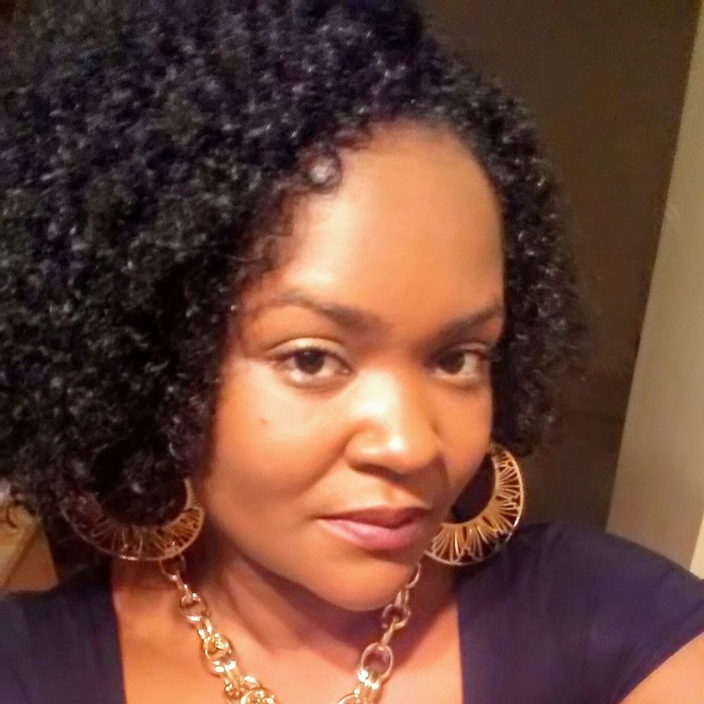 Meet your Posher, Tiera